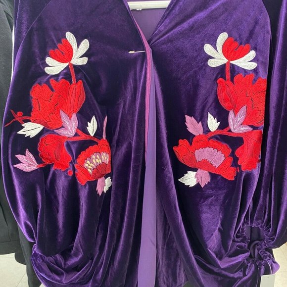 Velvet Toppers by N Natori With Embroidery Beautiful Purple Color - Picture 1 of 4